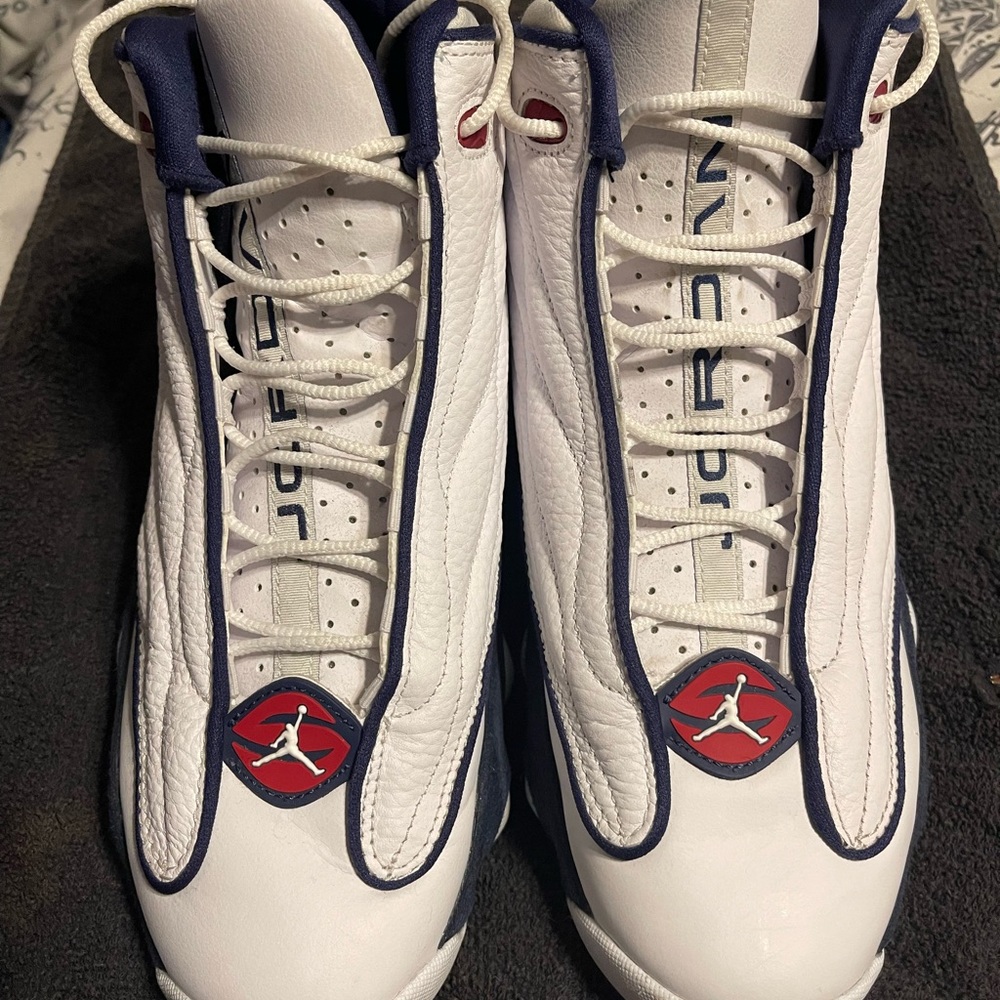 Jordan pro strong size 9